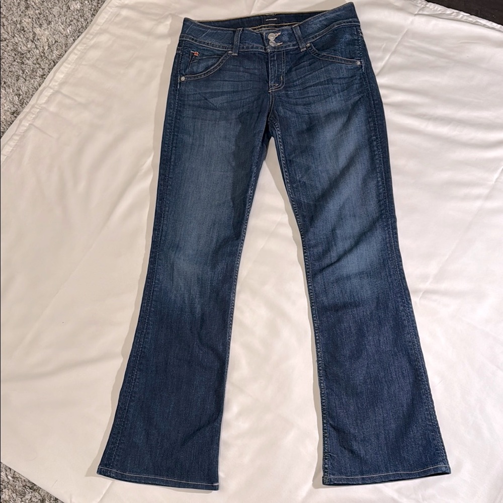 HUDSON: SIZE 29  SIGNATURE MID-RISE BOOTCUT  INSEAM 31